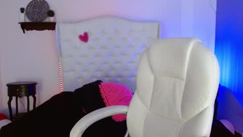 Elena online show from 10, 2, 2025