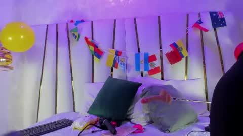 Snapshot of elena_mature chatting on 25, 6, 2026 Elena online show from 25, 6, 2026