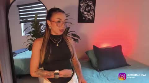 Elenita online show from 7, 3, 2026