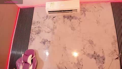 elena_wolff online show from 4, 2, 2026