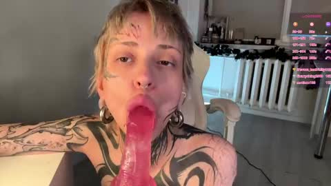 Mia online show from 29, 4, 2026