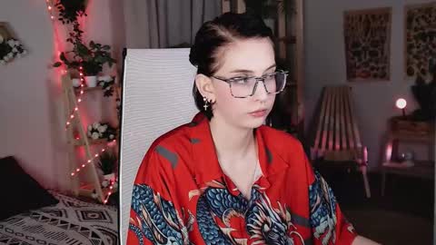 Miss Elena online show from 4, 2, 2026