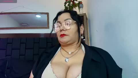 Snapshot of elenna_boobs_ chatting on 26, 3, 2026 elenna_boobs_ online show from 26, 3, 2026