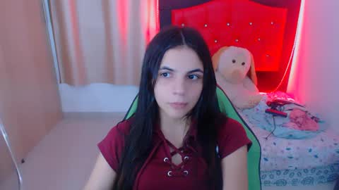 Snapshot of elenna_hotx chatting on 7, 12, 2024 agnes online show from 7, 12, 2024