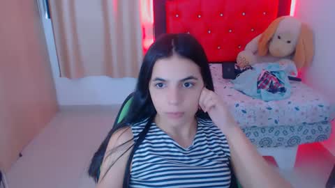 Snapshot of elenna_hotx chatting on 20, 12, 2024 agnes online show from 20, 12, 2024