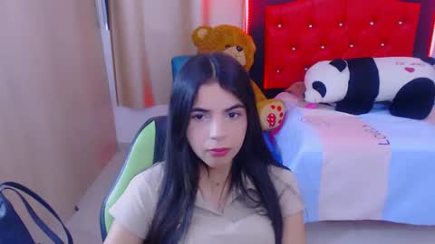 Snapshot of elenna_hotx chatting on 17, 1, 2025 agnes online show from 17, 1, 2025