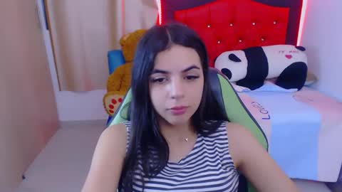 Snapshot of elenna_hotx chatting on 23, 1, 2025 agnes online show from 23, 1, 2025