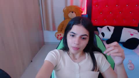 Snapshot of elenna_hotx chatting on 31, 1, 2025 agnes online show from 31, 1, 2025