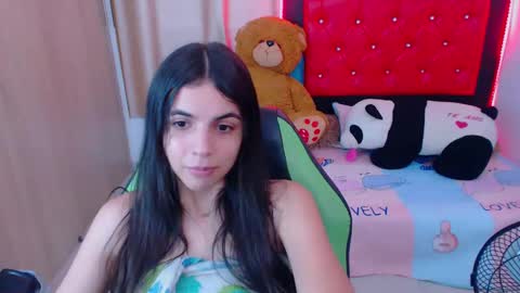Snapshot of elenna_hotx chatting on 3, 2, 2025 agnes online show from 3, 2, 2025