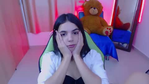 Snapshot of elenna_hotx chatting on 6, 2, 2025 agnes online show from 6, 2, 2025