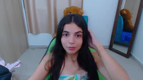 Snapshot of elenna_hotx chatting on 19, 2, 2025 agnes online show from 19, 2, 2025