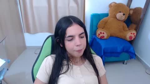 Snapshot of elenna_hotx chatting on 27, 2, 2025 agnes online show from 27, 2, 2025