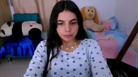 Snapshot of elenna_hotx chatting on 6, 10, 2025 agnes online show from 6, 10, 2025