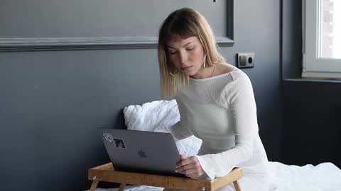 Snapshot of eleonora_linn_ chatting on 17, 9, 2025 Eleonora online show from 17, 9, 2025