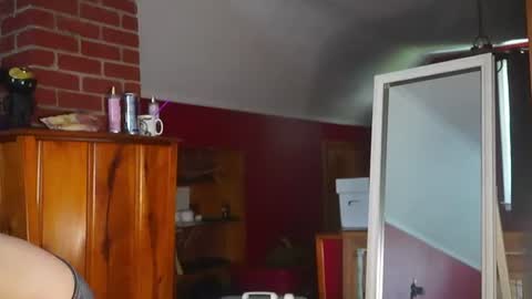 Snapshot of elfenemma chatting on 2, 7, 2026 Emma online show from 2, 7, 2026