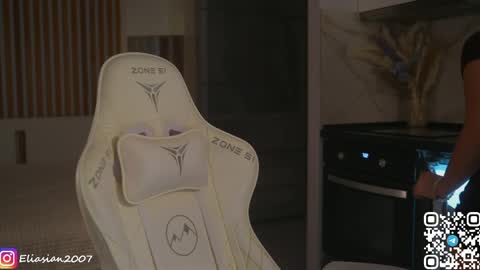 Snapshot of eli_asian chatting on 14, 4, 2026 Eli online show from 14, 4, 2026