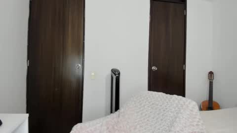 Snapshot of eli_dl chatting on 4, 11, 2025 eli_dl online show from 4, 11, 2025