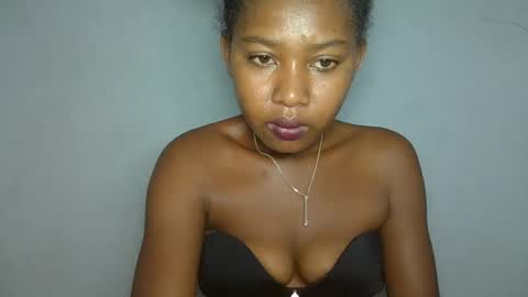 elia011 online show from 11, 1, 2025