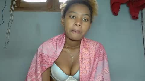 elia011 online show from 5, 2, 2025