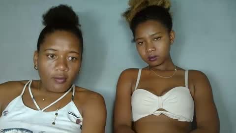 elia011 online show from 6, 2, 2025