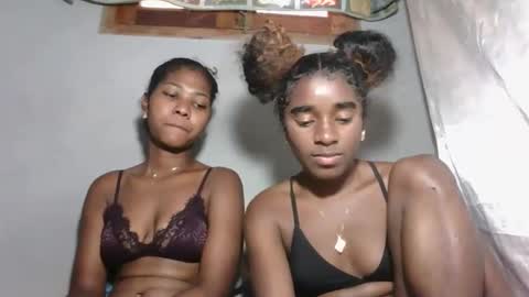 elia011 online show from 2, 11, 2025