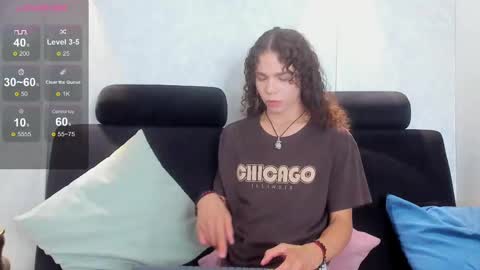 Snapshot of elian___ chatting on 13, 9, 2025  Elian  online show from 13, 9, 2025