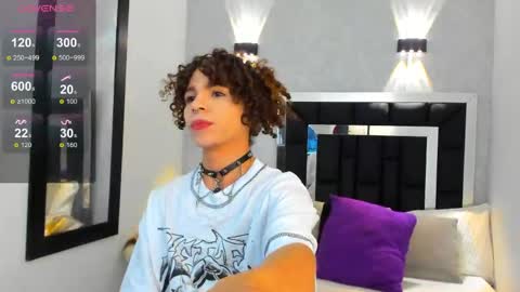 Snapshot of elian___ chatting on 14, 4, 2026 Elian online show from 14, 4, 2026