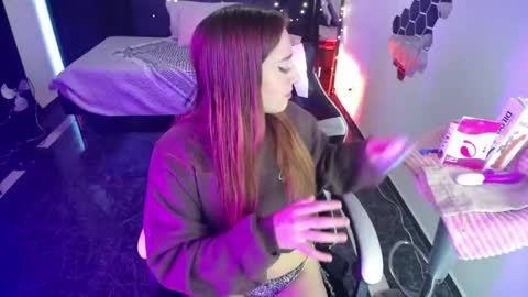 eliana_meaw online show from 20, 4, 2026