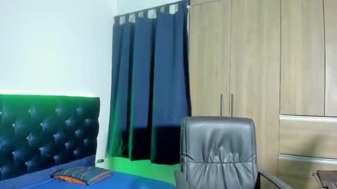 elias_ford online show from 10, 10, 2025