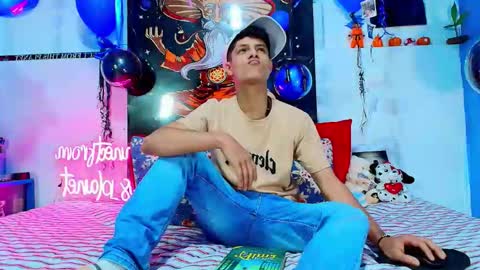 Snapshot of elias_salvatore_ chatting on 4, 3, 2026 elias_salvatore_ online show from 4, 3, 2026