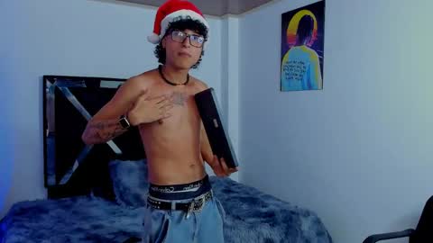 Elias Ferragamo online show from 17, 12, 2025