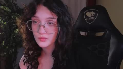 Ellie online show from 15, 10, 2025