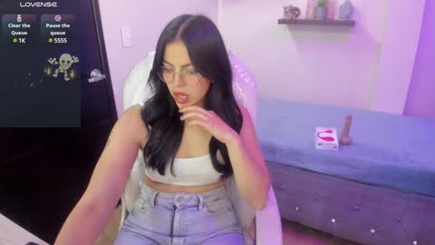 Eliie online show from 11, 12, 2024