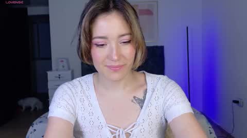 eliiih_ online show from 23, 9, 2025