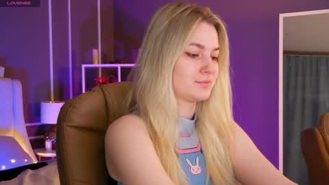 Snapshot of elina_nortas chatting on 3, 2, 2025 Elina online show from 3, 2, 2025