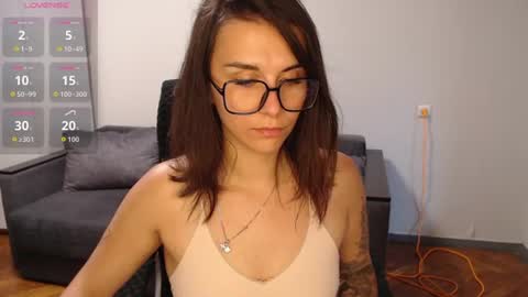 Snapshot of elina_posh chatting on 25, 6, 2026 Liza online show from 25, 6, 2026