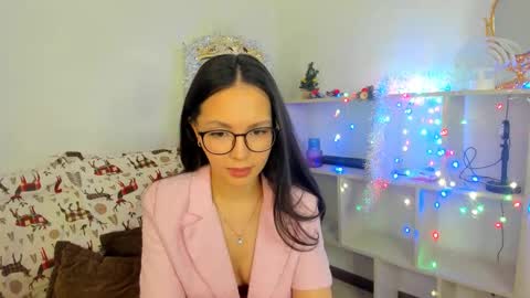 Snapshot of elina_syui chatting on 14, 1, 2026 CutieJune online show from 14, 1, 2026