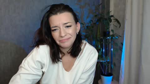 Snapshot of elinapretty chatting on 3, 2, 2025 Elina online show from 3, 2, 2025