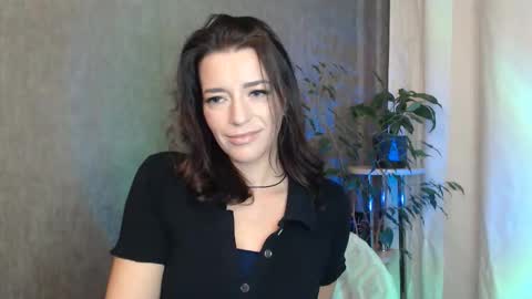 Snapshot of elinapretty chatting on 25, 9, 2025 Elina online show from 25, 9, 2025