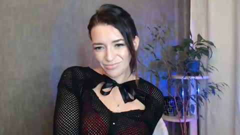 Snapshot of elinapretty chatting on 28, 9, 2025 Elina online show from 28, 9, 2025