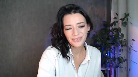 Snapshot of elinapretty chatting on 22, 10, 2025 Elina online show from 22, 10, 2025