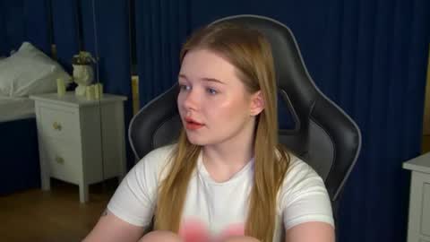 elinavale online show from 20, 5, 2026