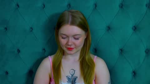 elinavale online show from 22, 5, 2026