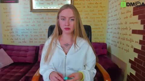 Snapshot of elinor_faith chatting on 21, 9, 2025 elinor_faith online show from 21, 9, 2025