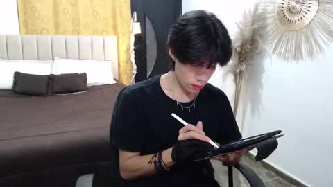 Snapshot of elio_collem chatting on 3, 11, 2025 ELIO online show from 3, 11, 2025