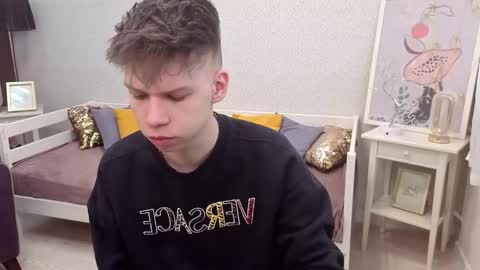 Snapshot of eliotmars chatting on 13, 4, 2026 eliotmars online show from 13, 4, 2026