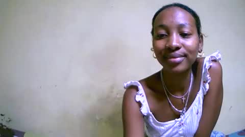 Snapshot of elisa689549 chatting on 19, 10, 2025 elisa689549 online show from 19, 10, 2025