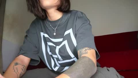Snapshot of elisa_bright chatting on 5, 4, 2026 Tati online show from 5, 4, 2026