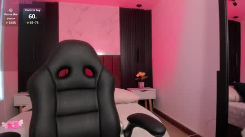 Snapshot of elisa_collins chatting on 18, 9, 2025 ELISSA online show from 18, 9, 2025