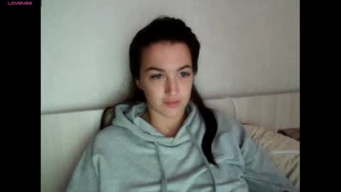 Snapshot of elisa_dove208 chatting on 23, 9, 2025 elisa_dove208 online show from 23, 9, 2025